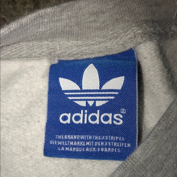 Adidas crewneck - Picture 3 of 3
